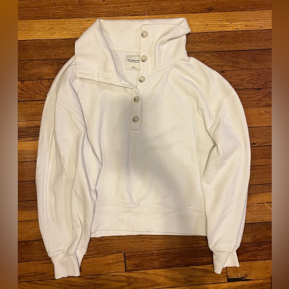 Abercrombie & Fitch Tops - Abercrombie & Fitch Soft Collection Sweater Sweatshirt Buttons Collar White XL
